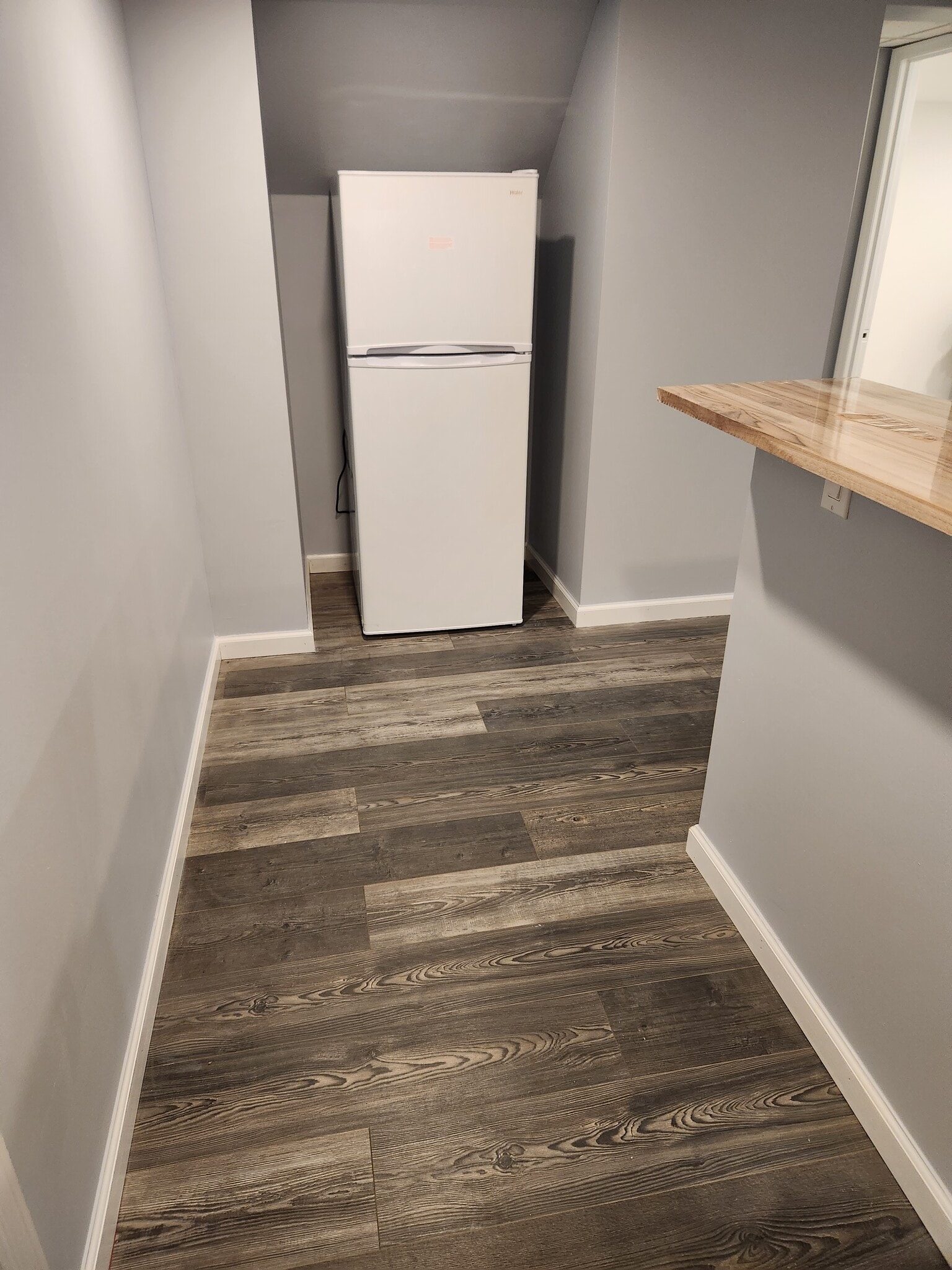 Building Photo - 144 Oriole Rd