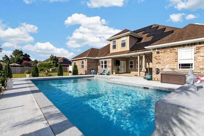 Building Photo - 5522 Frontier Dr