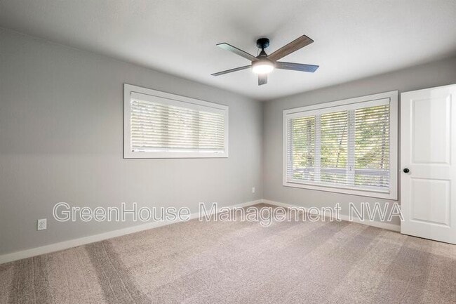 Building Photo - 6 Erith Ln