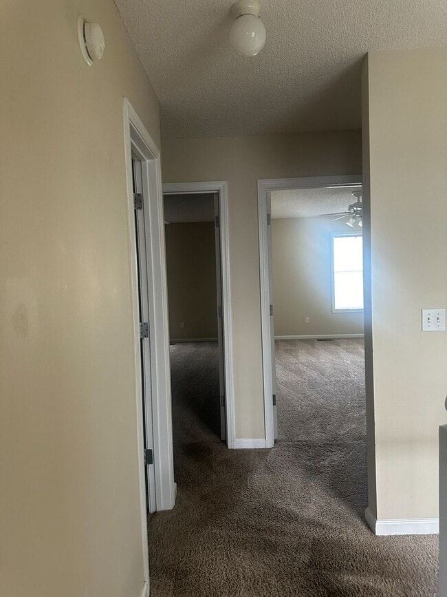 Building Photo - Wakefield!!!  3 Bedroom Townhome