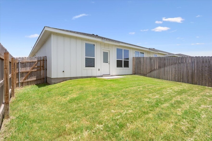 Building Photo - 2921 Quail Rdg Ln
