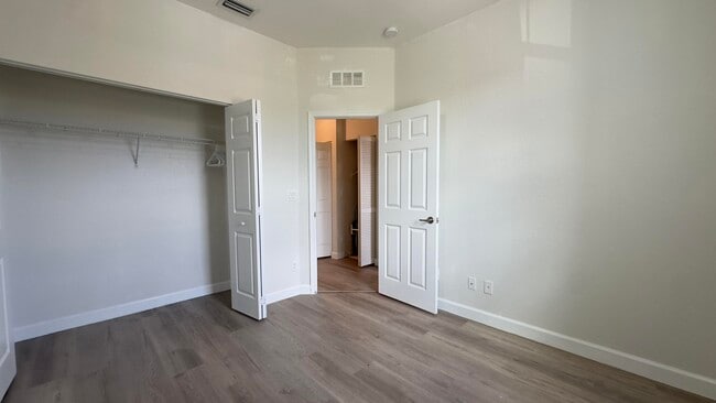 Building Photo - 5283 Ellery Terrace