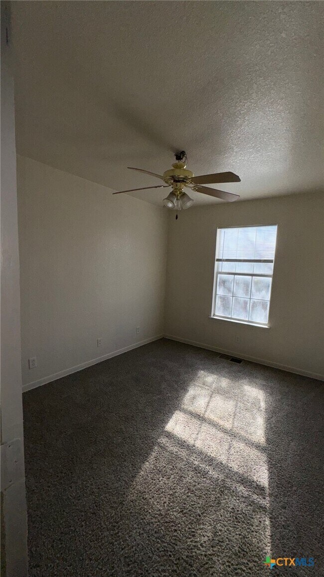 Building Photo - 3312 Cantabrian Dr