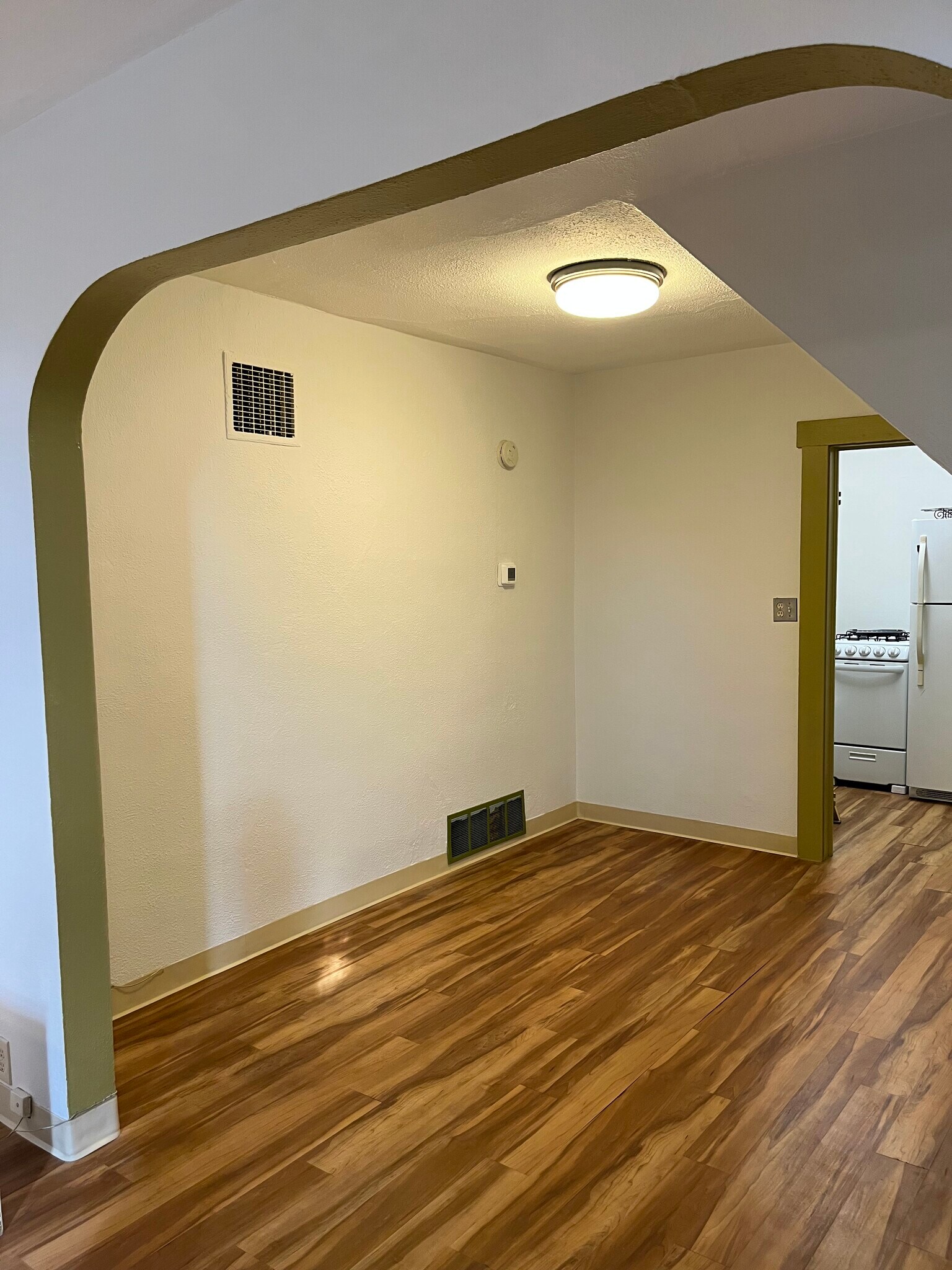 Building Photo - 2211 W Colorado Ave