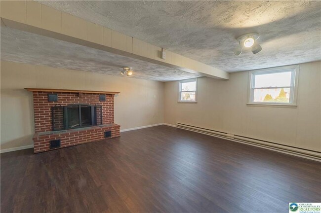 Building Photo - 1424 Grace St