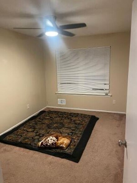 Building Photo - 13 Bordenshire Dr