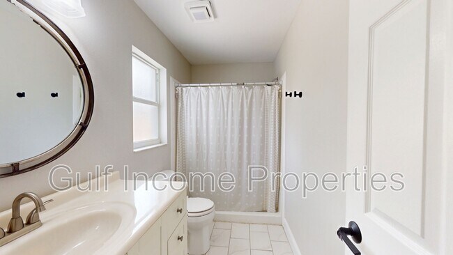 Building Photo - 4026 Banbury Cir