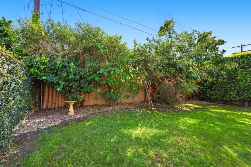 Building Photo - 4312 W 59th St