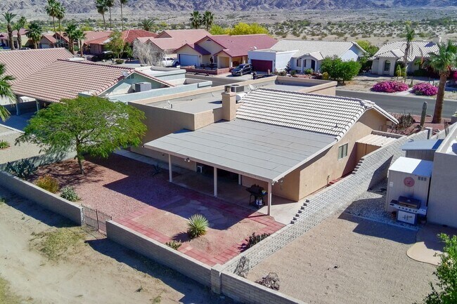 Building Photo - ?? 4 Bed / 2 Bath Mesa del Sol Home with Golf Course Views | Furnished or Unfurnished Option Avai...