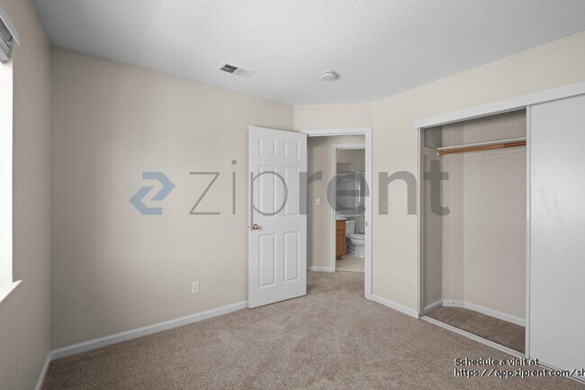 Building Photo - 1228 Albacore Terrace