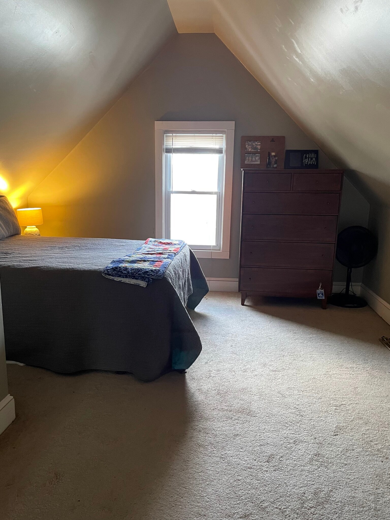 Building Photo - 1025 E Hamilton St