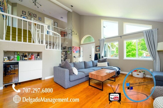 Building Photo - Gorgeous Glen Cove Property Available Soon!