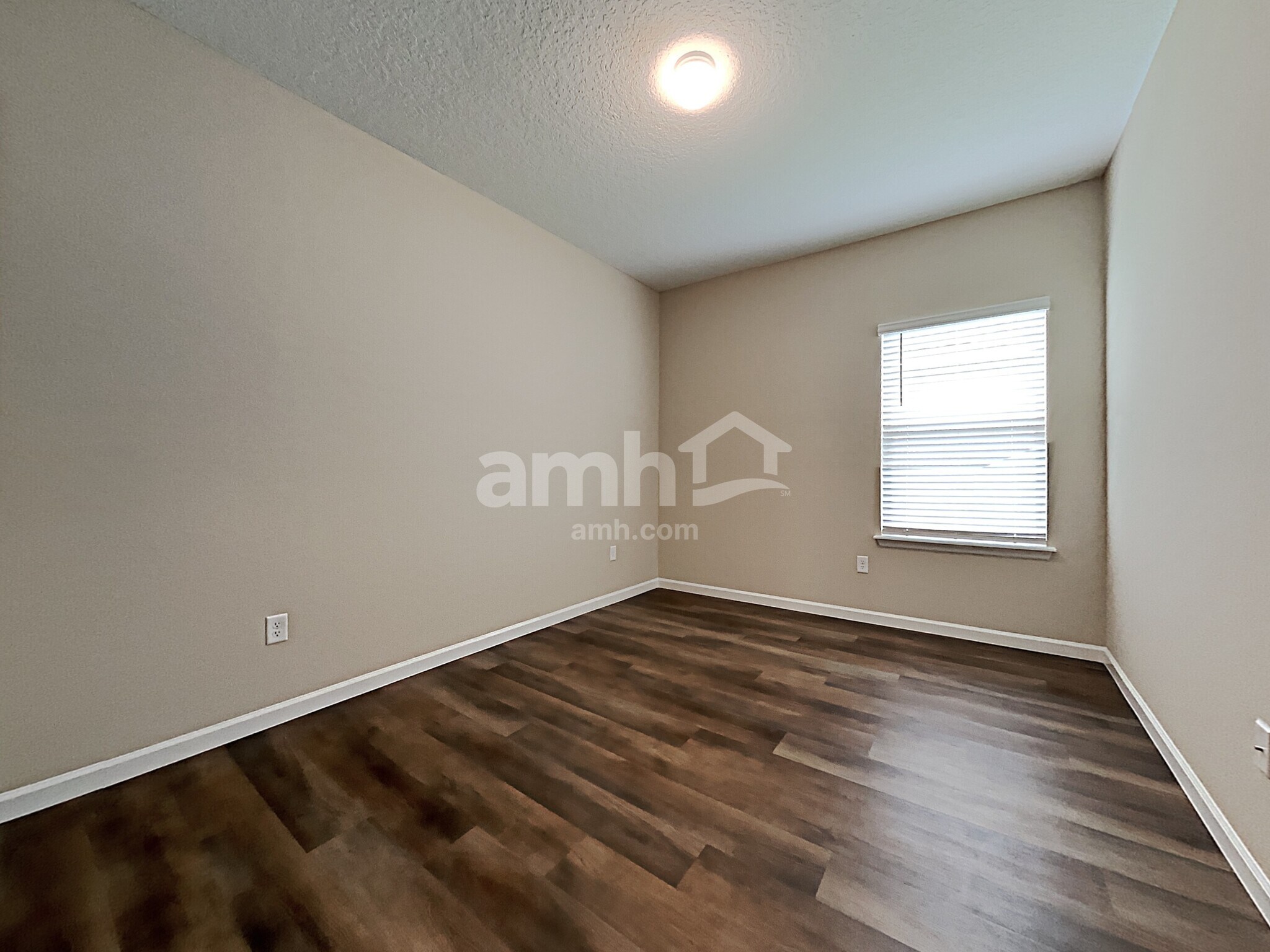 Building Photo - 152 Edge Park Trl