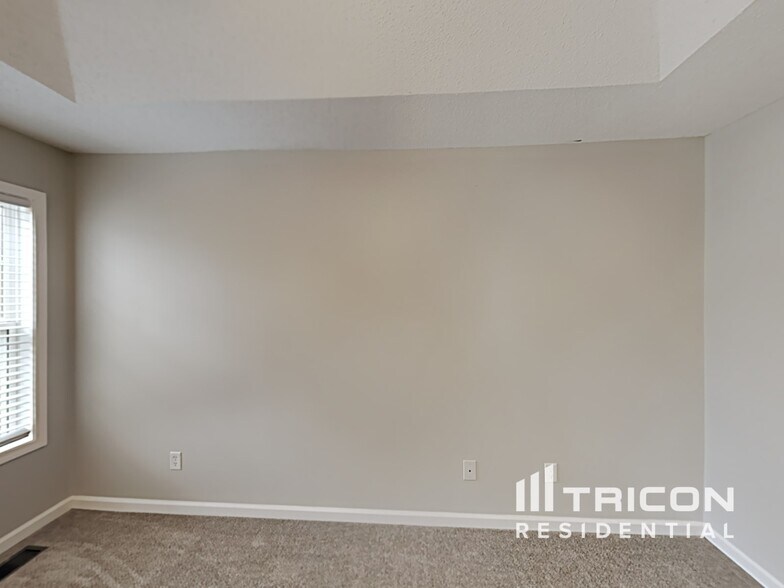 Building Photo - 141 Fairfax Dr