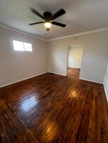 Building Photo - 4414 Ivanhoe Ave