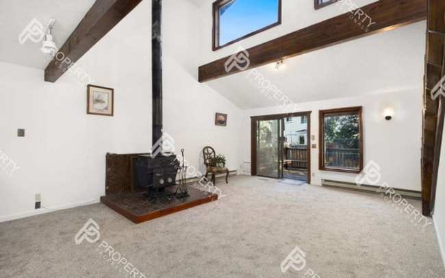 Building Photo - Spacious Home for Rent in Glenwood Springs – Great Location, No HOA!