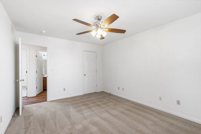 Building Photo - 3515-3517 Prescott Dr.