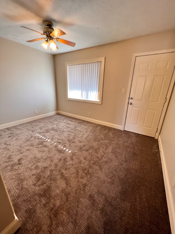 Building Photo - 1812 Knox St