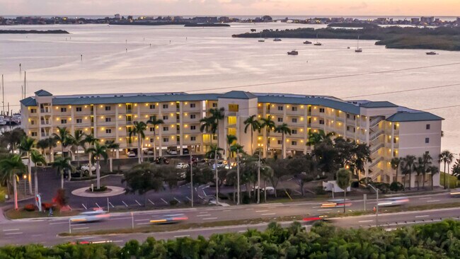 Building Photo - 8800 Bay Pines Blvd