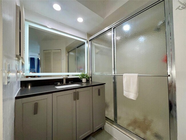 Building Photo - 1280 S Alhambra Cir