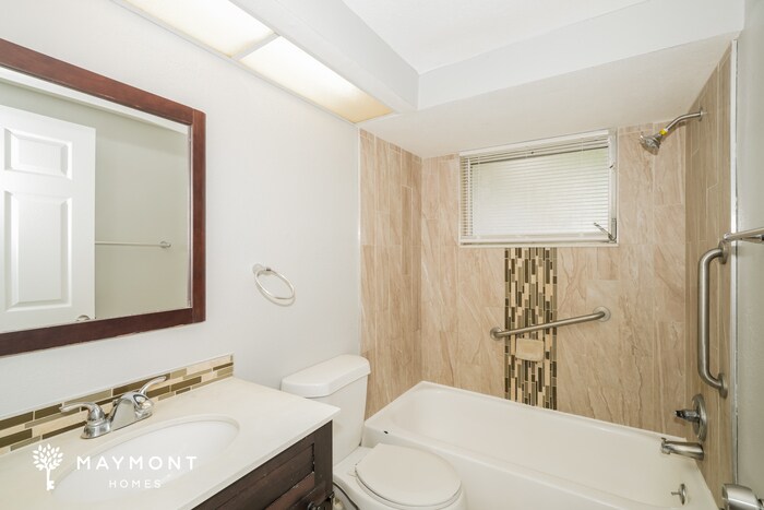 Building Photo - 9231 St Regis Ln