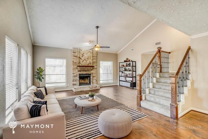 Building Photo - 11210 Crooked Pine Dr