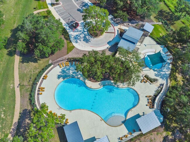 Building Photo - 385 Barnhill Lp