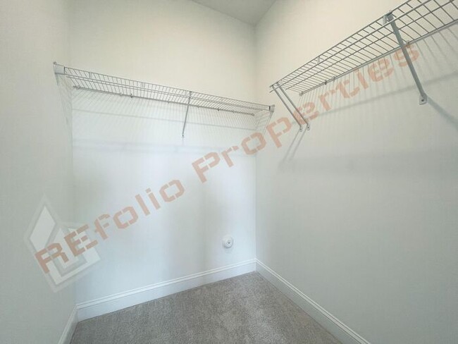 Building Photo - Beautiful Brand New 4 Bedroom, 3 Bathroom ...