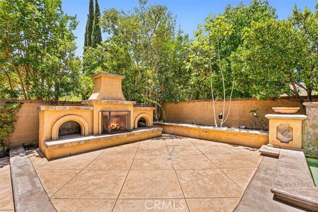 Building Photo - 9 Garnet