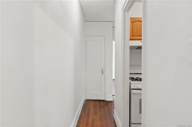 Building Photo - 2962 Decatur Ave