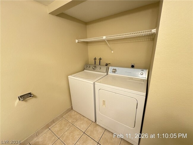 Building Photo - 580 Sellers Pl