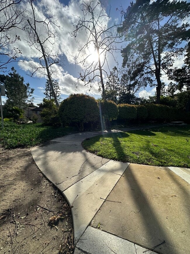 Building Photo - 7775 Camino Glorita