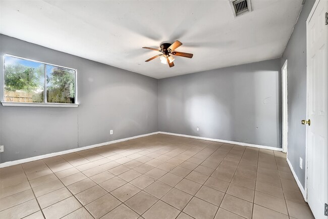 Building Photo - 3231 Scotch Moss Ln