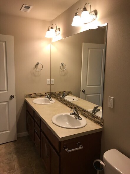 Bathroom for bedroom 2 & 3 - 8828 Jayden Ln NE