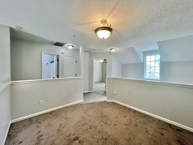 Building Photo - OPEN and SPACIOUS!
