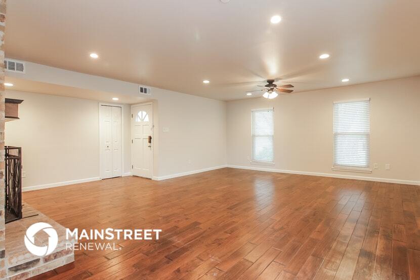 Building Photo - 18903 Platte River Way