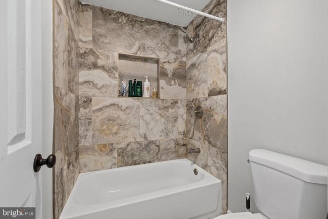 Building Photo - 4071 Bluebird Dr