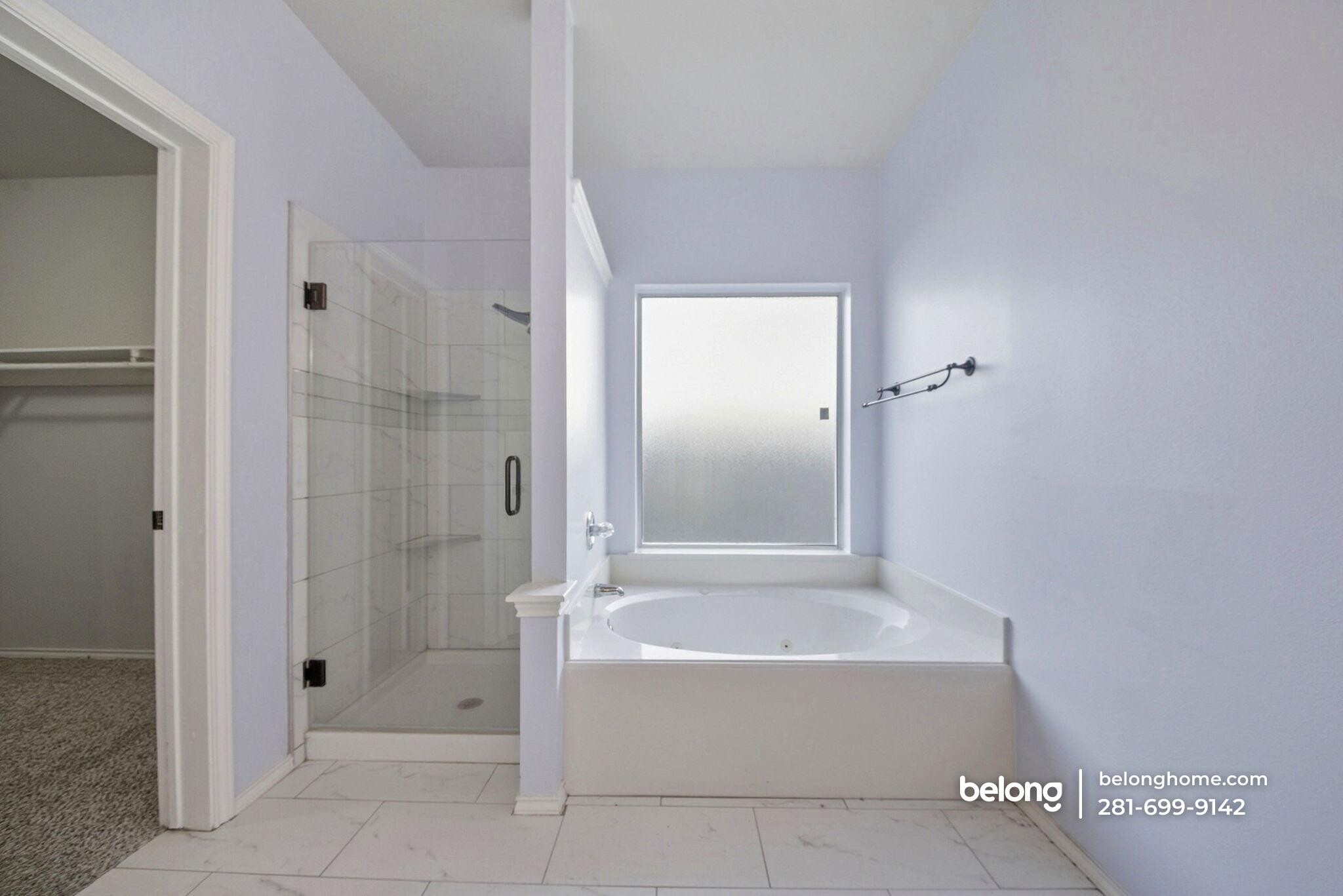 Building Photo - 16246 Field Haze Tr