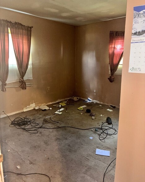 Building Photo - 7013 Edna St