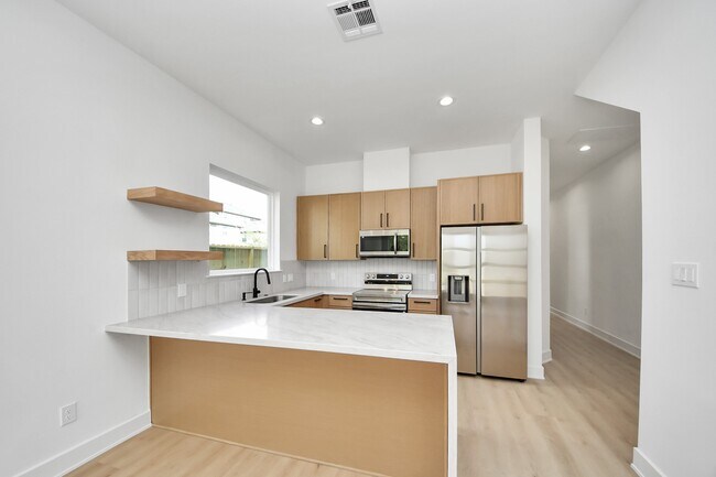 Building Photo - 4607 Gunter St