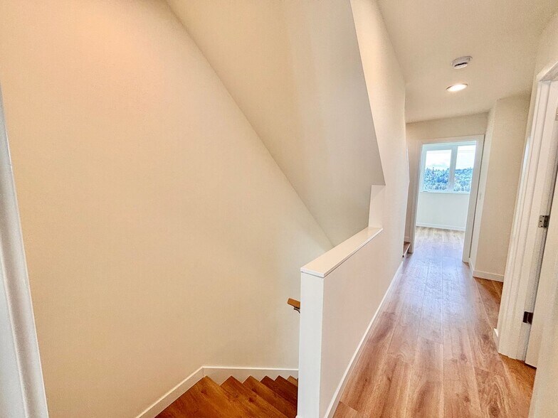 Building Photo - 3646 13th Ave W