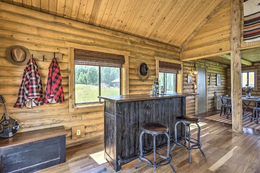 Building Photo - 3284 San Juan Vista Rd