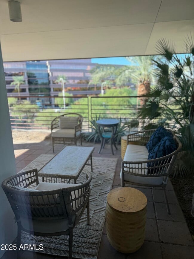 Building Photo - 7161 E Rancho Vista Dr