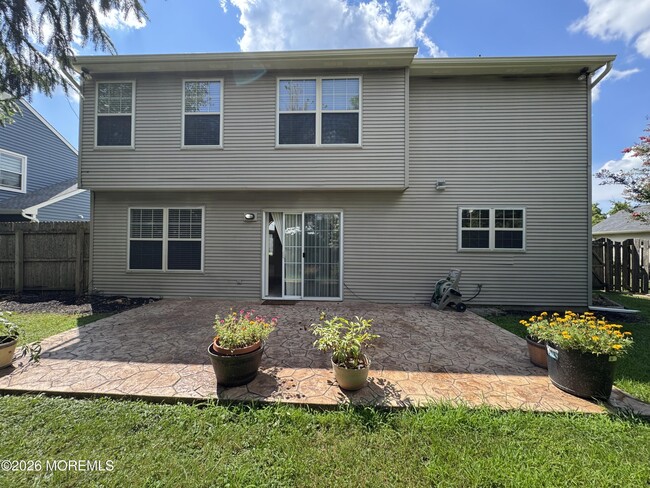 Building Photo - 3 Longbrook Ln