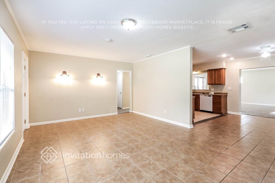 Building Photo - 1520 Price Cir
