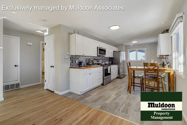 Building Photo - Remodeled house with finished basement!