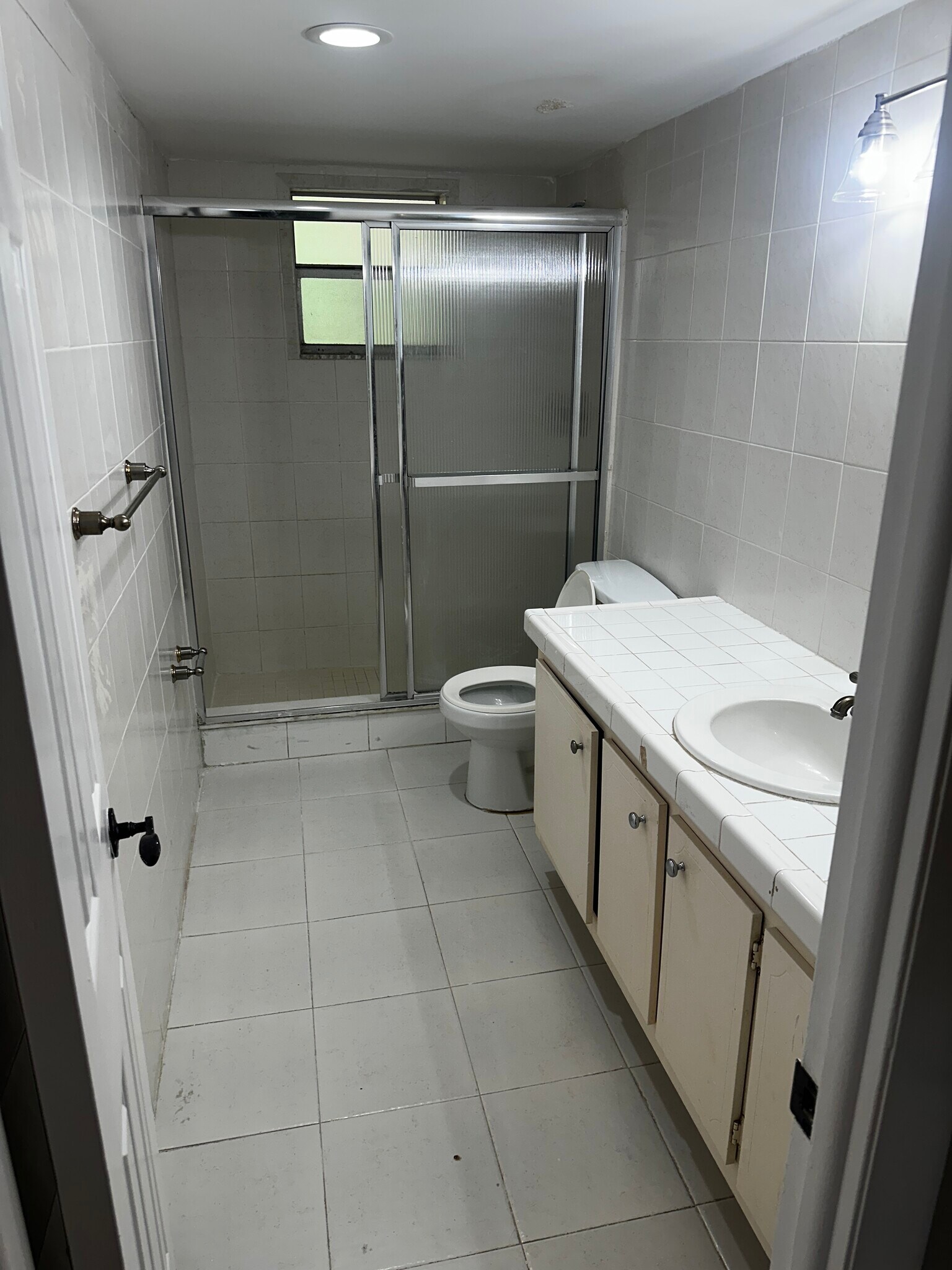 Building Photo - 403 NW 68th Ave