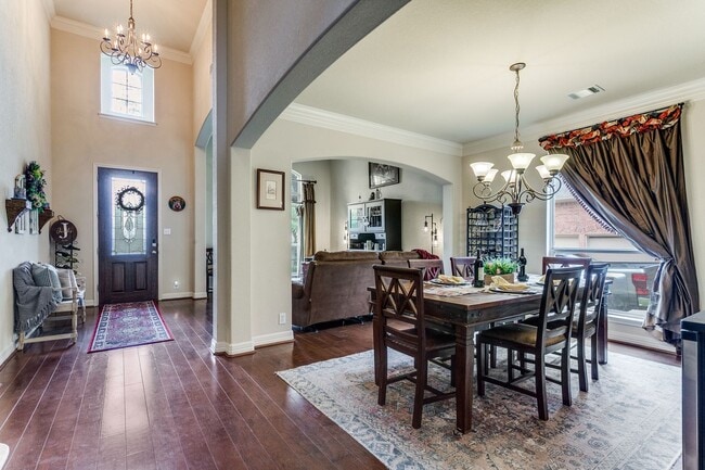 Building Photo - GORGEOUS HOME IN BELTERRA WITH SPARKLING POOL & SERVICE INCLUDED