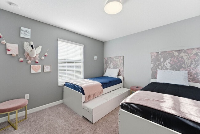 Building Photo - 8924 Stinger Dr