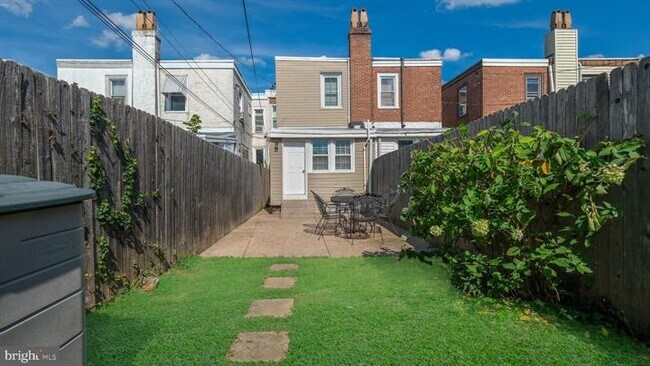 Fenced in yard - 348 Lafayette St